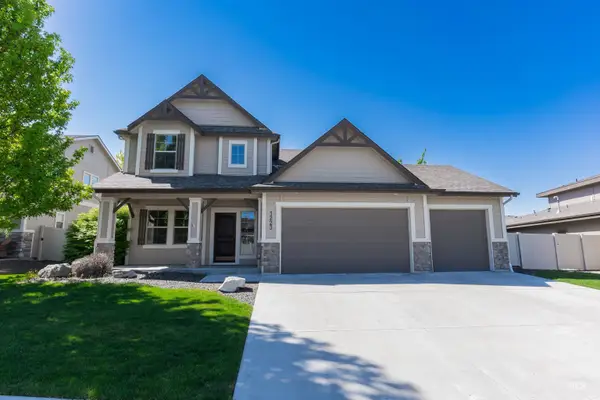 1223 W Sandcrest Ct, Nampa, ID 83686