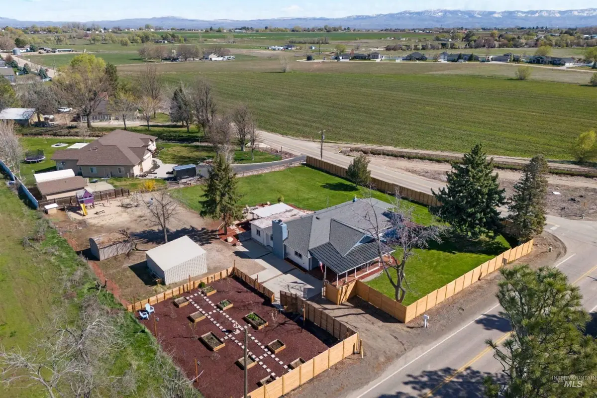 7816 E Victory Road, Nampa, ID 83687 - #1