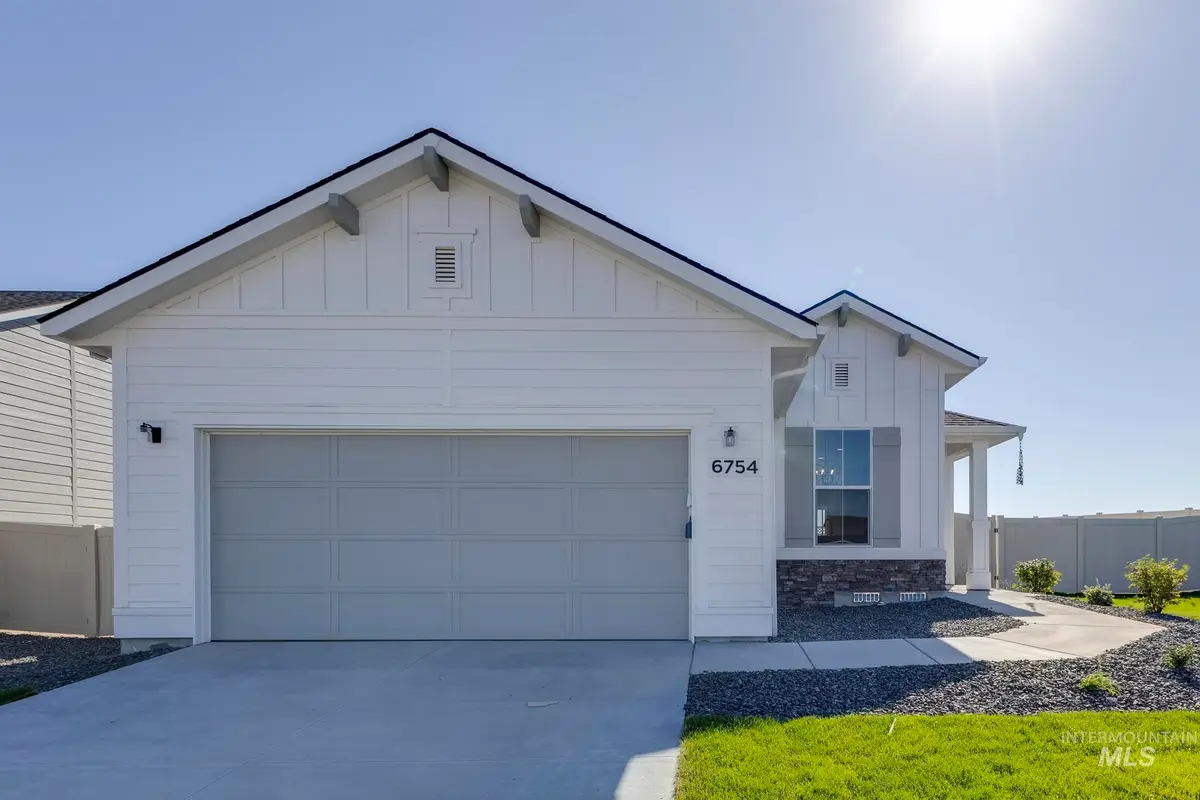 4432 N Alameda Creek Ave, Meridian, ID 83646 - #1