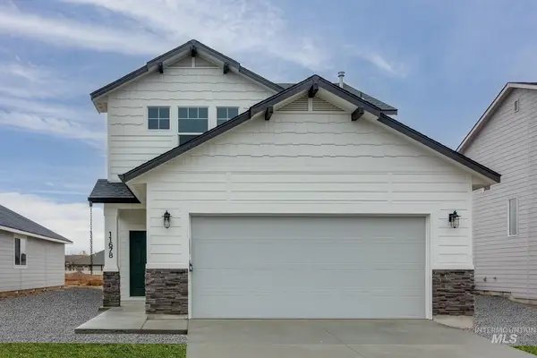 4384 N Alameda Creek Ave, Meridian, ID 83646