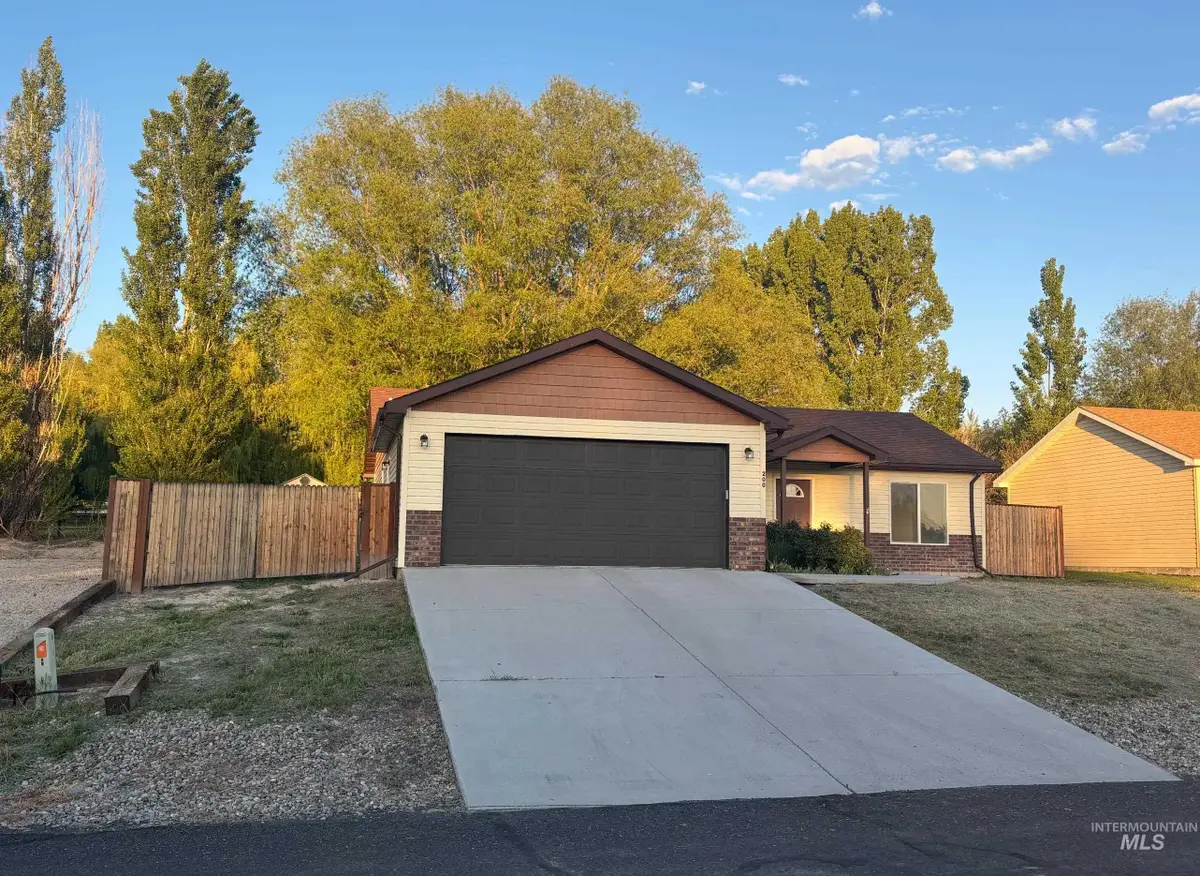 200 River Rock Place, Hagerman, ID 83332 - #1
