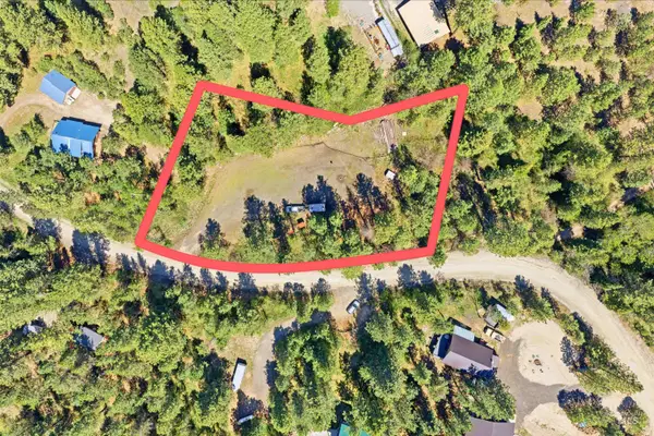 38 Panorama Dr, Cascade, ID 83611