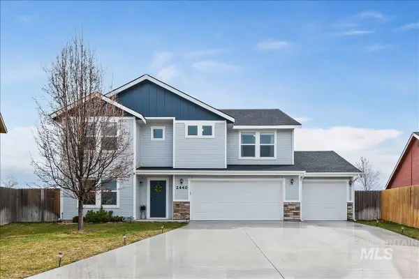 2440 N Hose Gulch Ave, Kuna, ID 83634