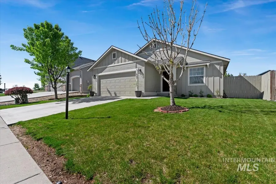 627 N Kayden Way, Meridian, ID 83642 - #3