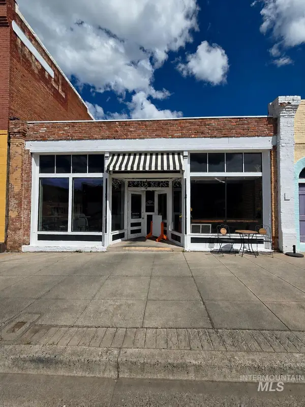 847 Main Street, Pomeroy, WA 99347