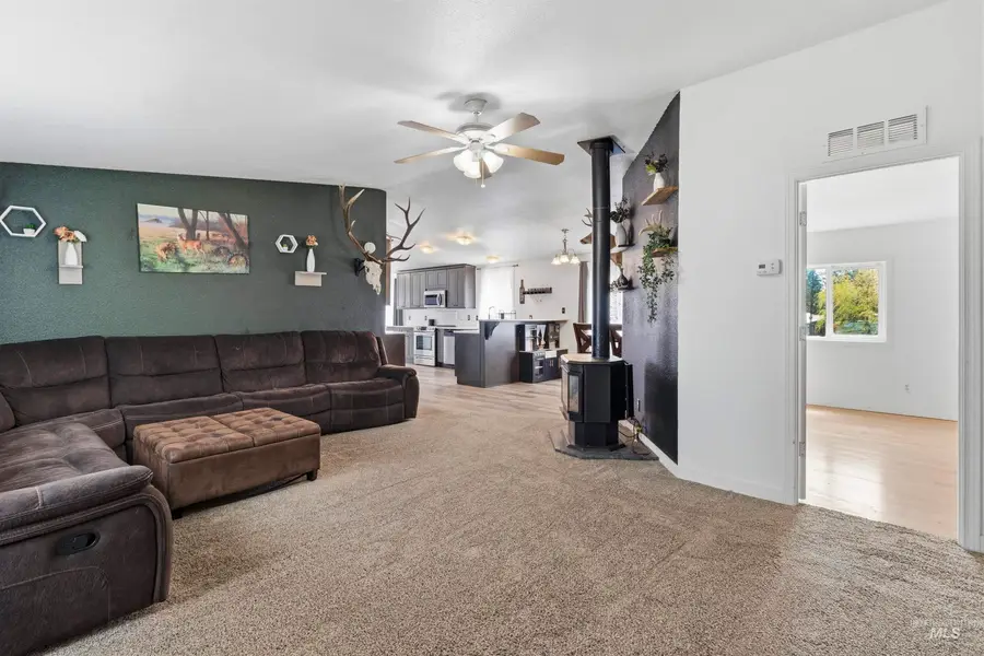 1030 Helmer Ln, Deary, ID 83823 - #3