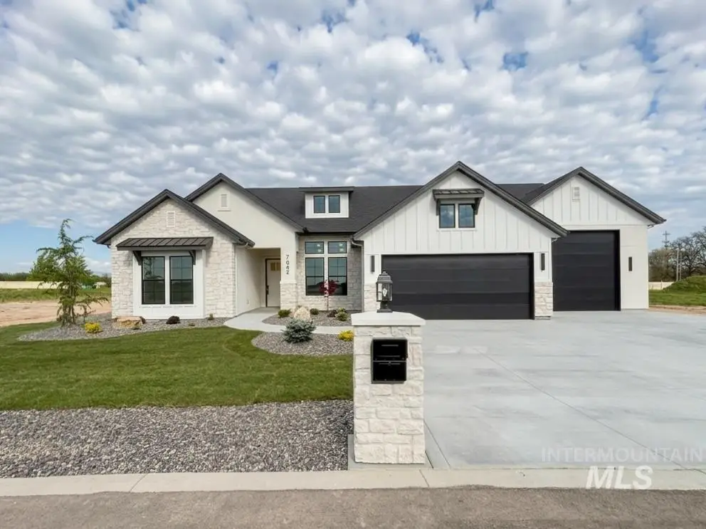 7642 Newcastle, Nampa, ID 83687 - #1