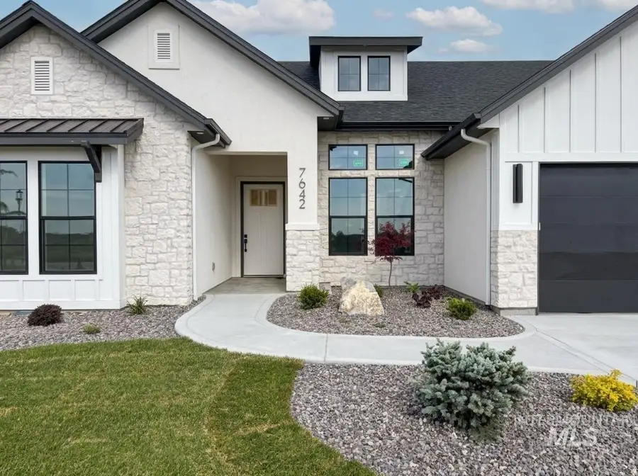 7642 Newcastle, Nampa, ID 83687 - #3