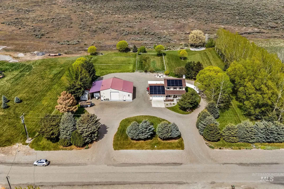 12 W Huyser Dr, Shoshone, ID 83352 - #1