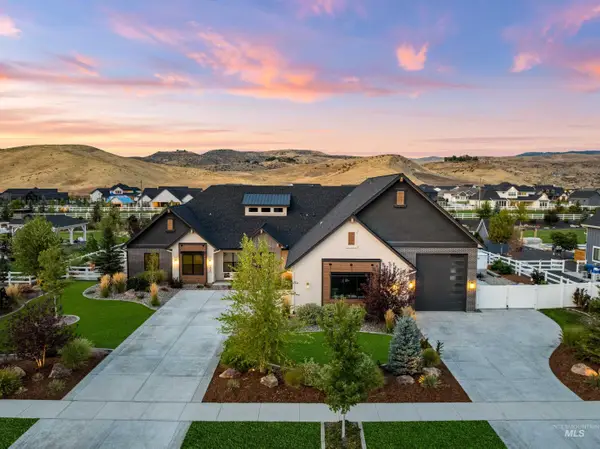 7940 W Mirror Pond Drive, Boise, ID 83714