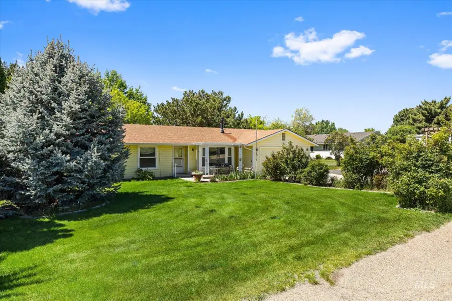 121 N Brent, Nampa, ID 83687 - #2