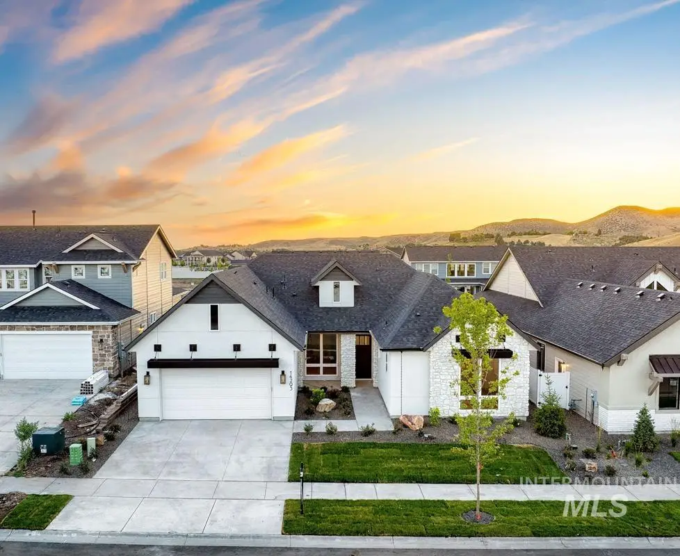 14293 N Goldfinch Ave, Boise, ID 83714 - #1