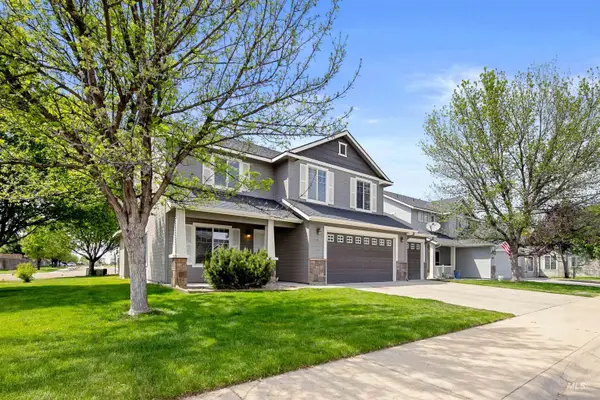 3273 N Elmstone Ave, Meridian, ID 83646