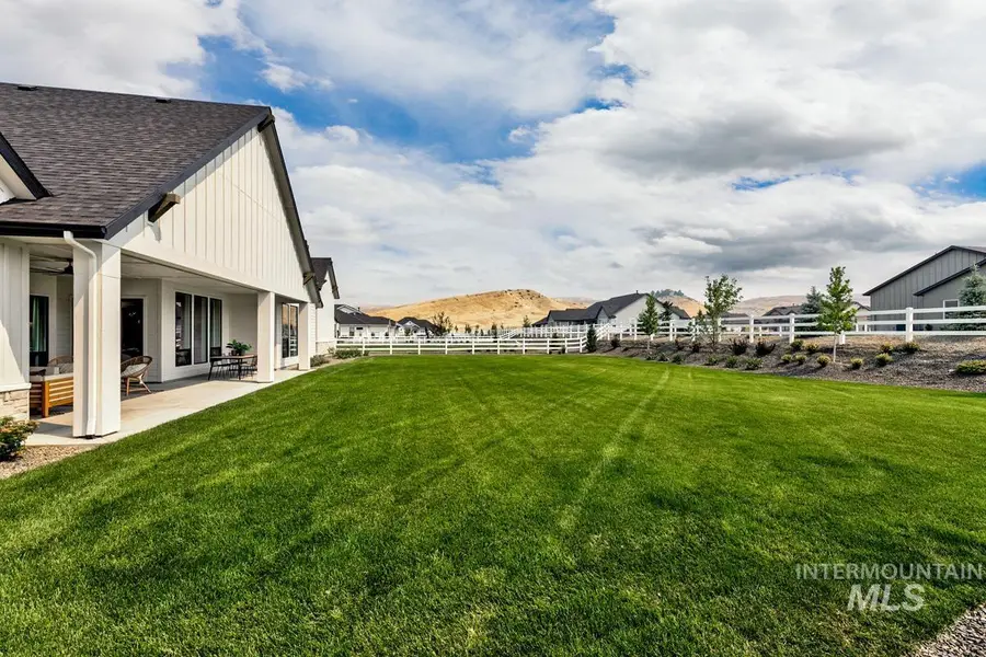 14647 N Woodpecker Ave, Boise, ID 83714 - #2