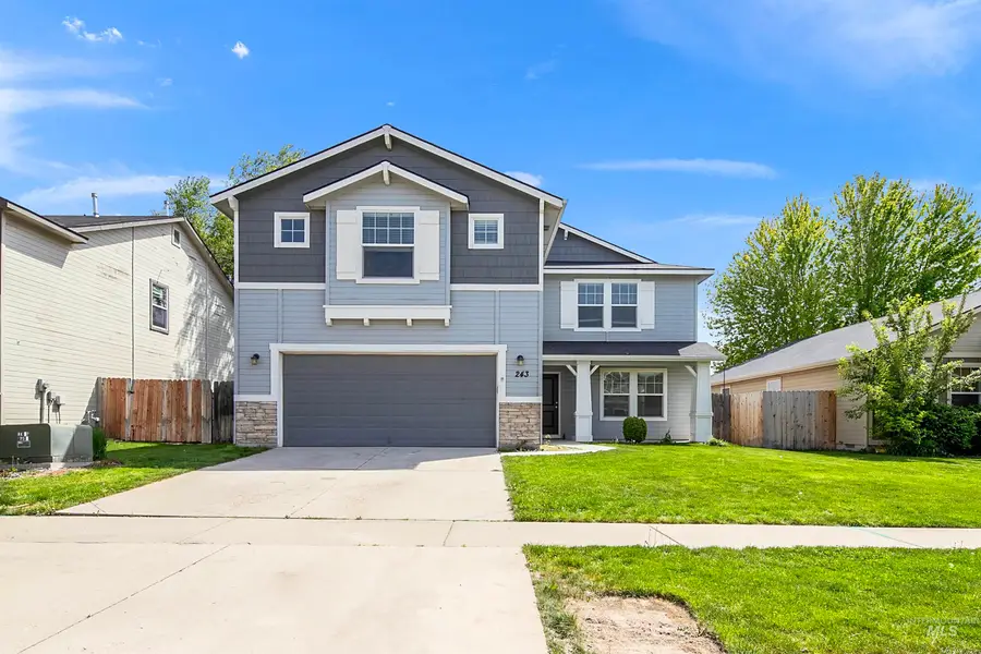 243 W White Sands Dr, Meridian, ID 83646 - #2