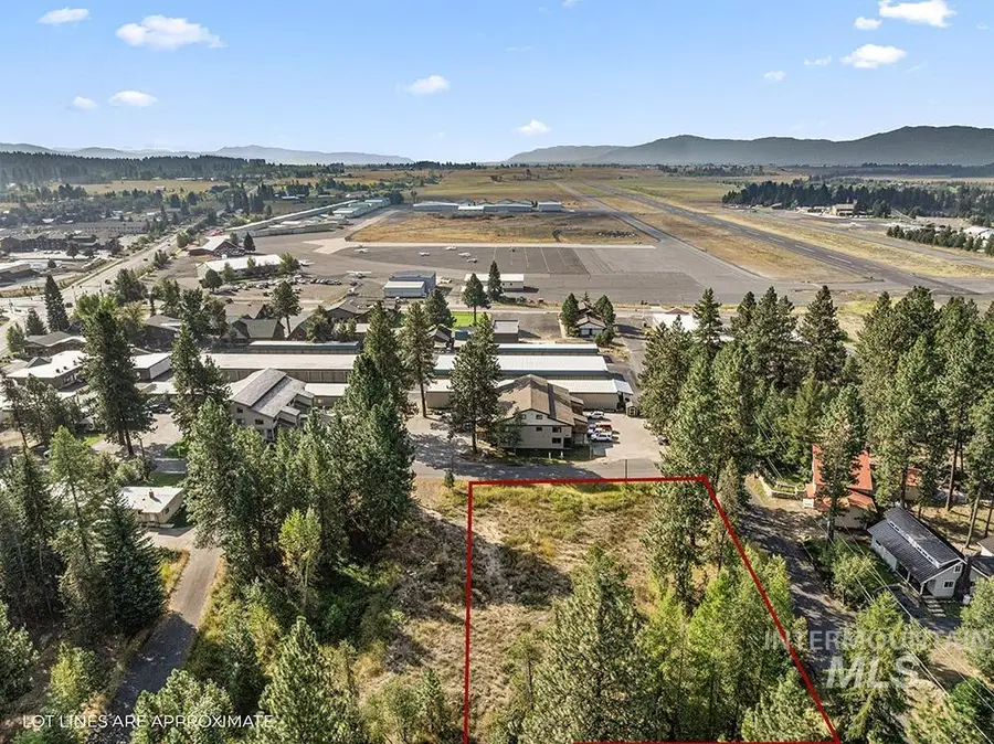 303 Mcbride St, McCall, ID 83638 - #3