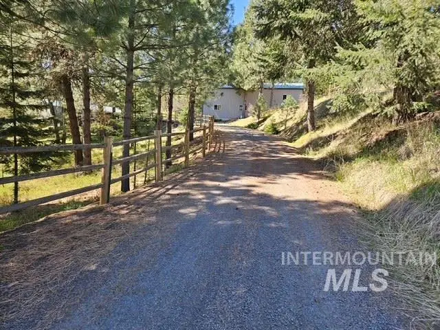1140 Lyon Rd, Moscow, ID 83843 - #2