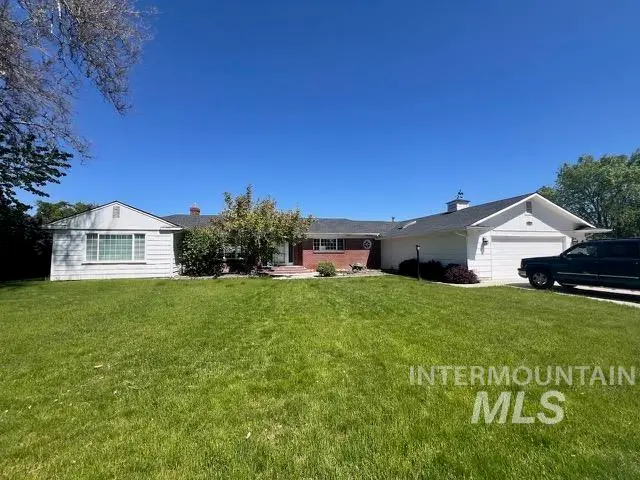 11700 W Chinden Ridge Dr, Boise, ID 83714 - #1