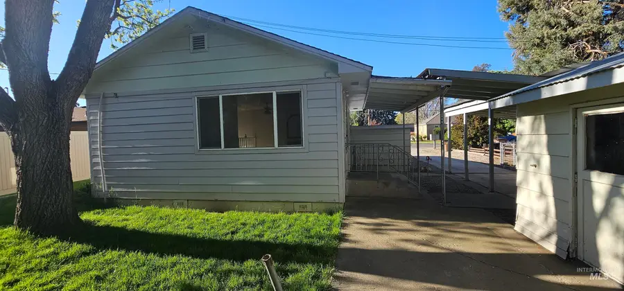 1116 E Main St, Emmett, ID 83671 - #3