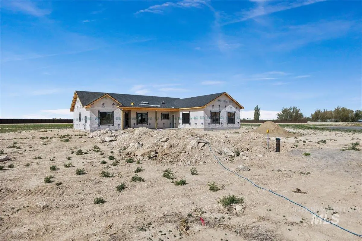 3705 N 2416 E, Filer, ID 83328 - #1