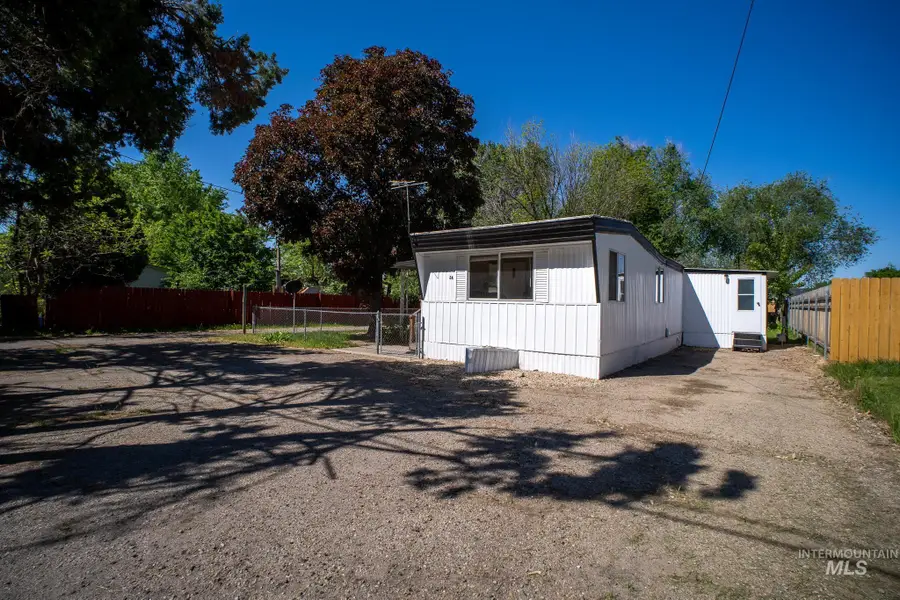 3037 N Kimball St #34, Boise, ID 83704 - #2