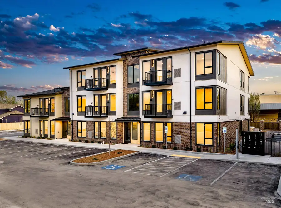 2312 S Broadway Avenue #A204, Boise, ID 83706 - #2