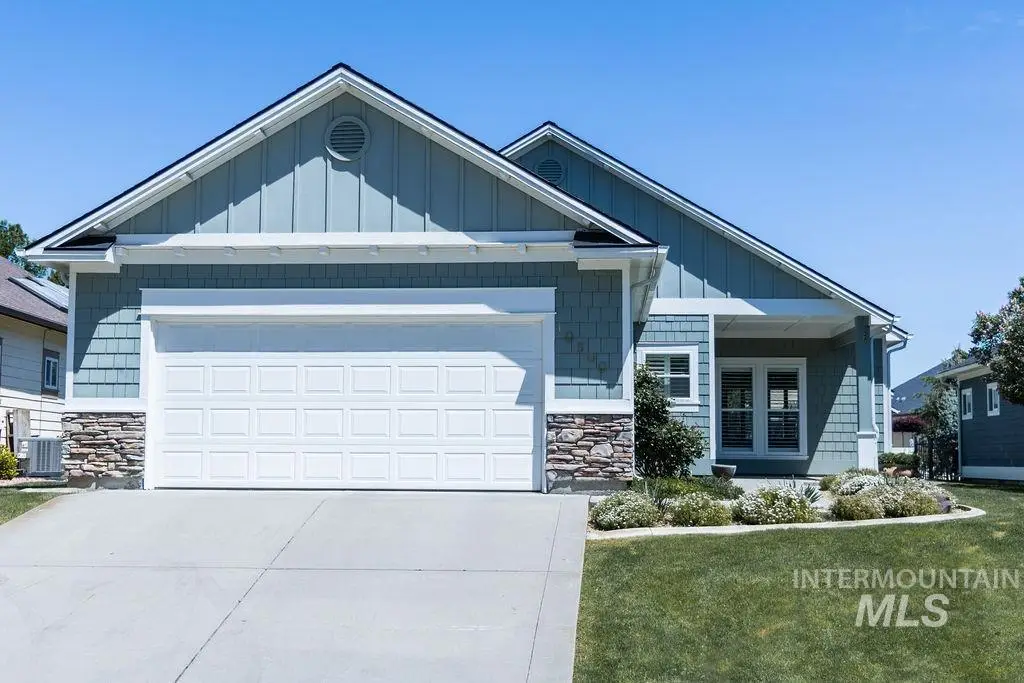 10500 W Waterway Ct, Boise, ID 83714 - #1