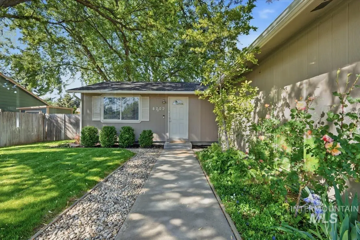 8702 W Holbrook Ave, Boise, ID 83704 - #1