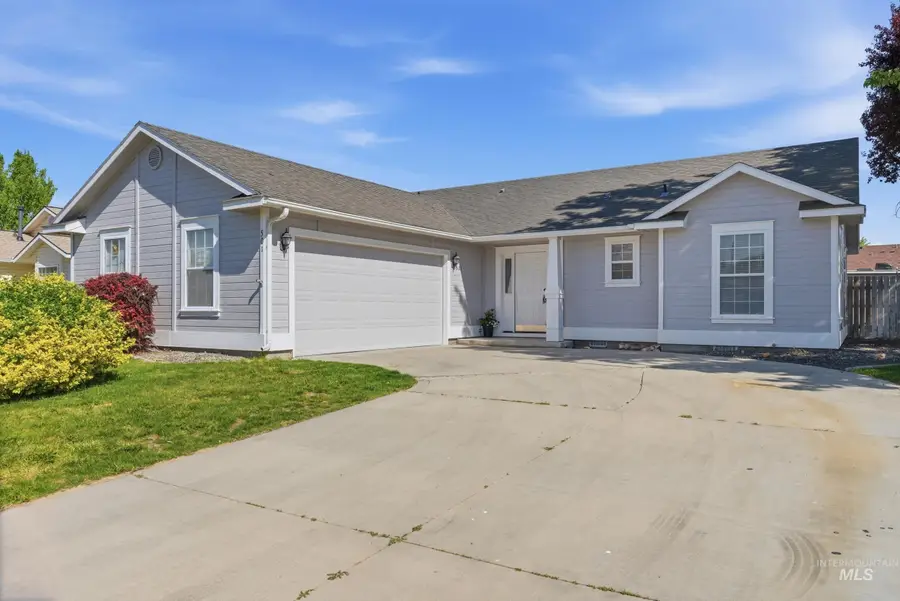 501 Knights Circle, Nampa, ID 83687 - #2