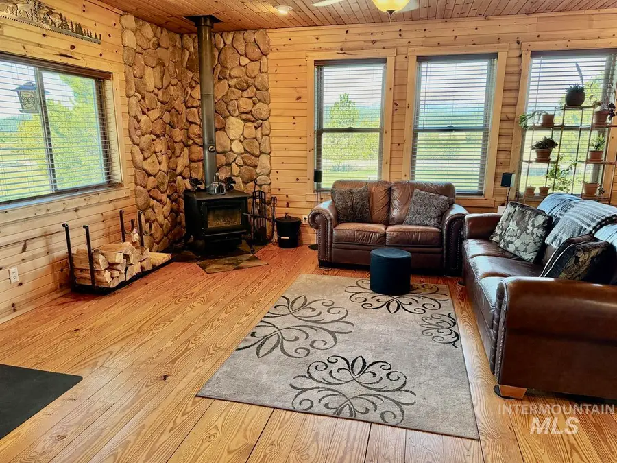 10307 Emma Loop, Cascade, ID 83611 - #3