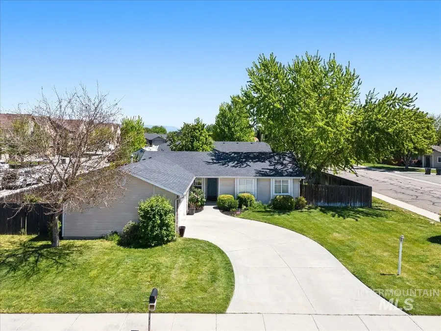 2560 N Richter Ave, Meridian, ID 83646 - #2