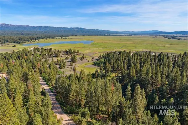 45 Joshua Drive, Cascade, ID 83611