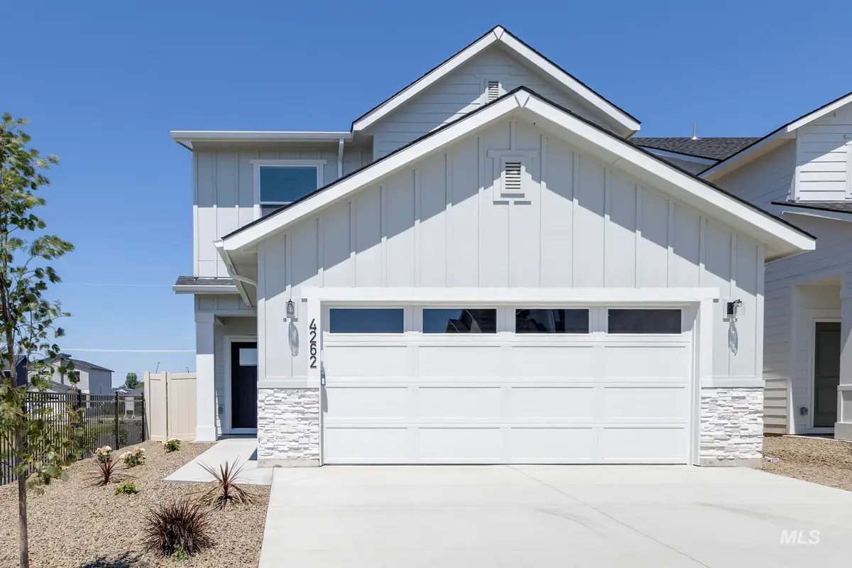 1545 W Braden Dr, Meridian, ID 83642 - #1