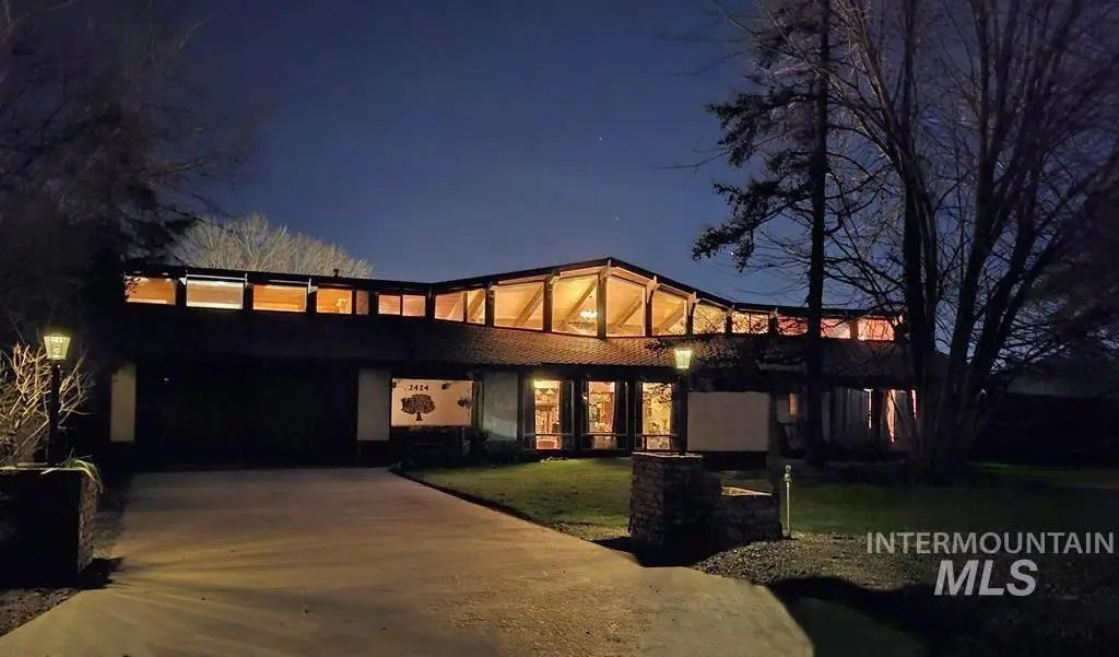 2424 Sunset View Ct, Clarkston, WA 99403 - #1
