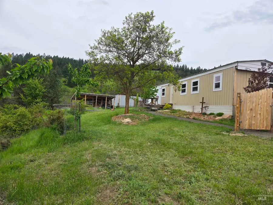 1521 Summitview Drive, Ahsahka, ID 83520 - #2