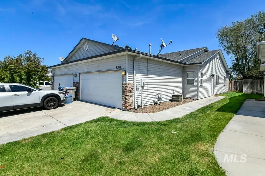 920 S Diamond St., Nampa, ID 83686 - #2