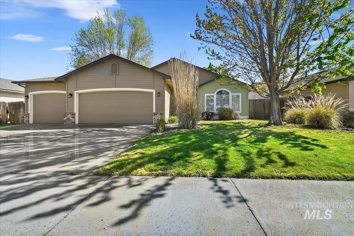 531 E Sedgewick St, Meridian, ID 83646 - #1