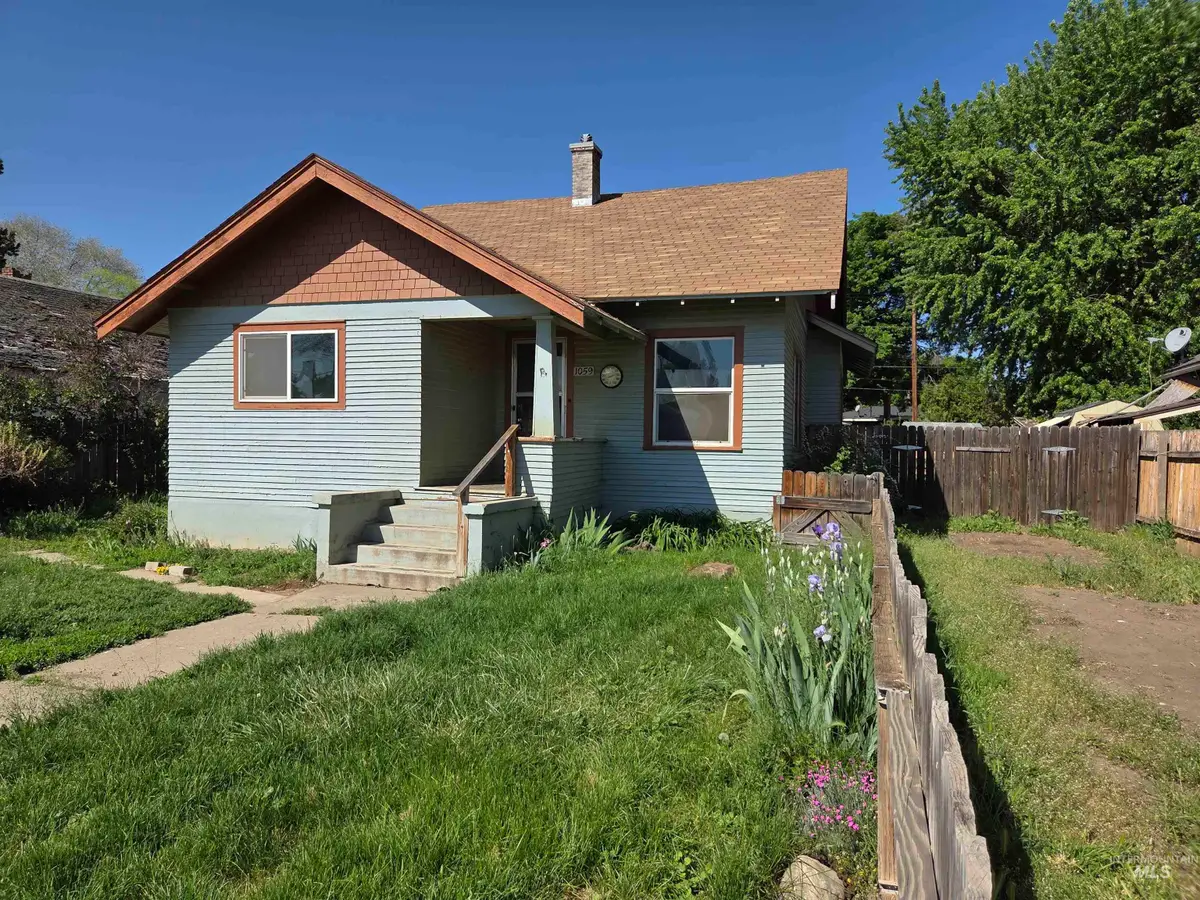 1059 State St, Weiser, ID 83672 - #1