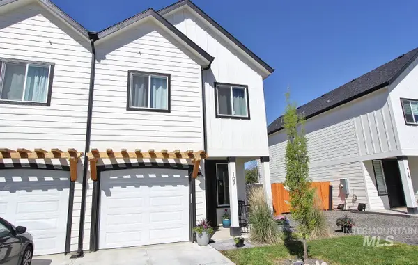 107 N Trifecta Lane, Nampa, ID 83651