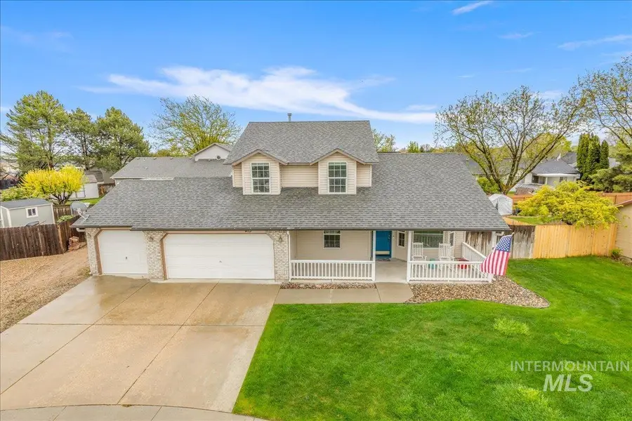 413 Summer Ct, Nampa, ID 83686 - #2