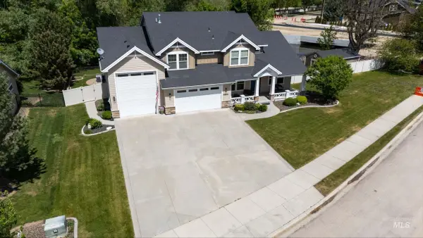 4868 W Rosslare Dr, Eagle, ID 83616