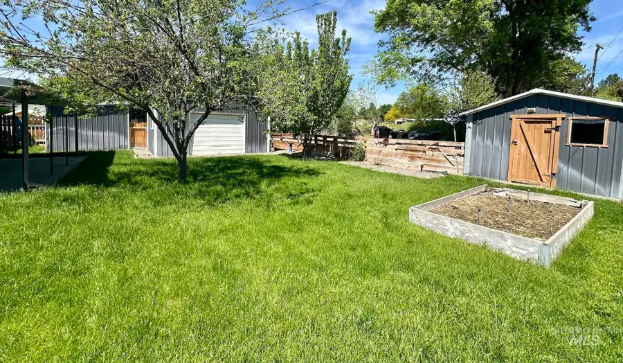 144 Lloyd Ave, Weiser, ID 83672 - #3