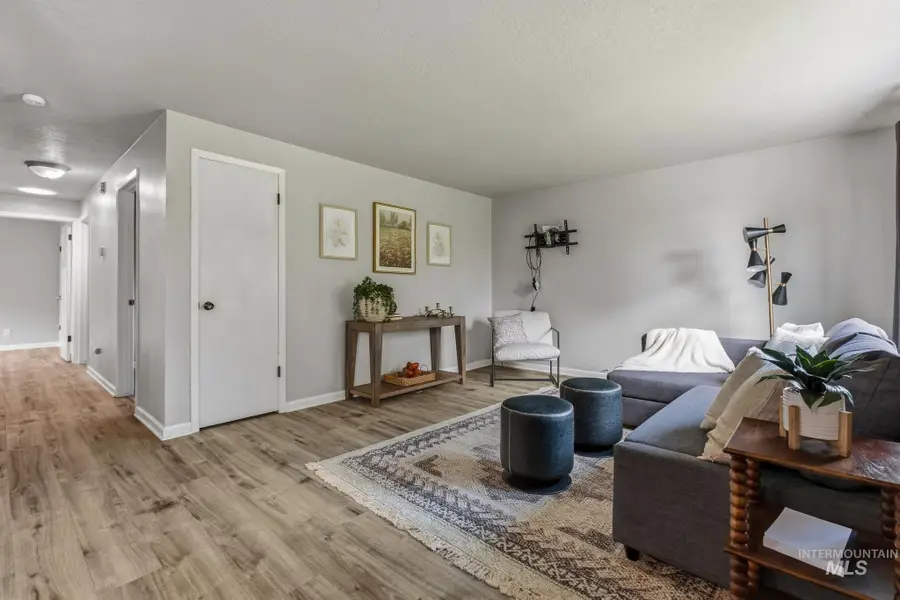 3040 W Hester St, Boise, ID 83702 - #3