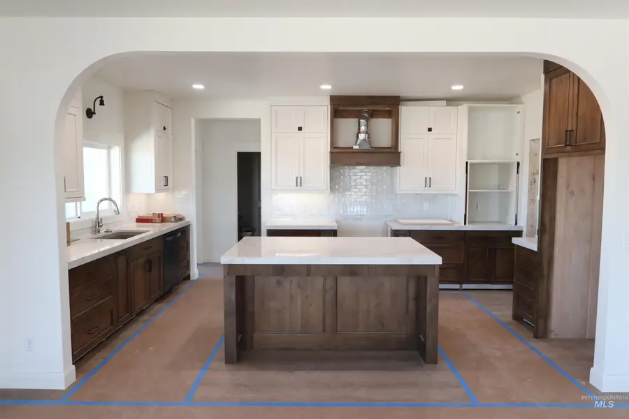 563 S 80 E, Jerome, ID 83338 - #2