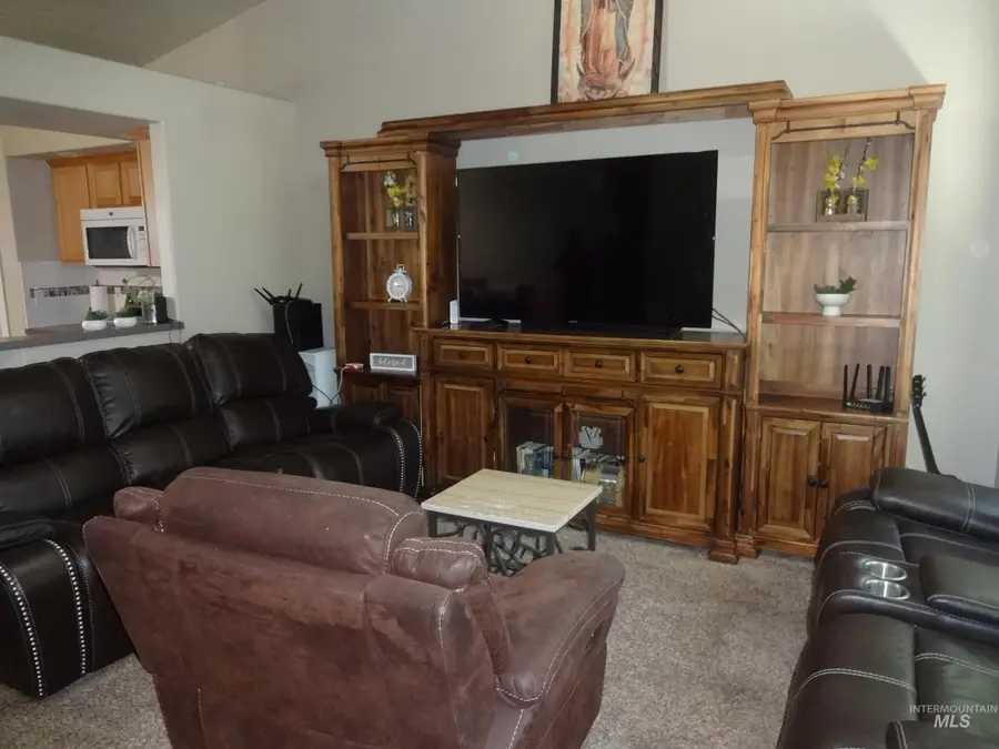 3149 S Avondale Ave, Nampa, ID 83686 - #3