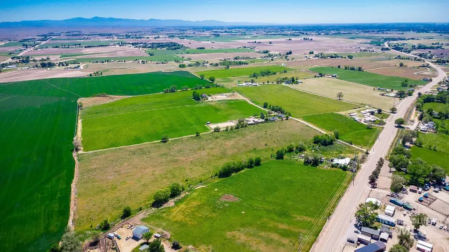 28688 Old Hwy 30, Caldwell, ID 83607 - #2