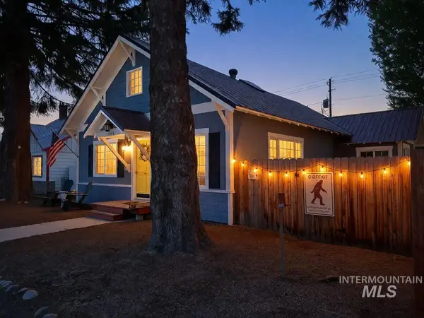 209 S Front St., Cascade, ID 83611