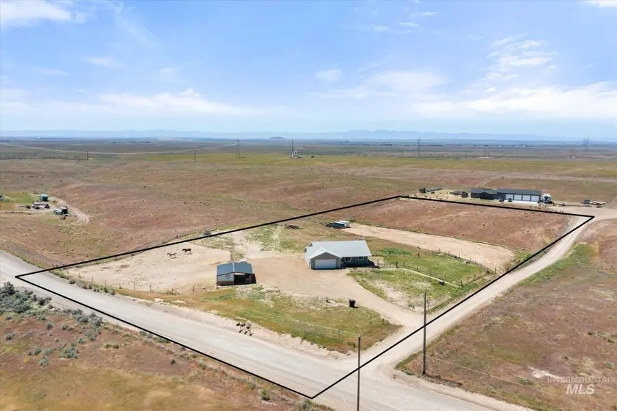 11305 W Running Deer Ct, Mountain Home, ID 83647 - #3