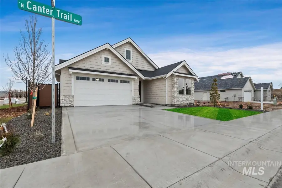 7135 N Valley Breeze Ave, Meridian, ID 83646 - #2