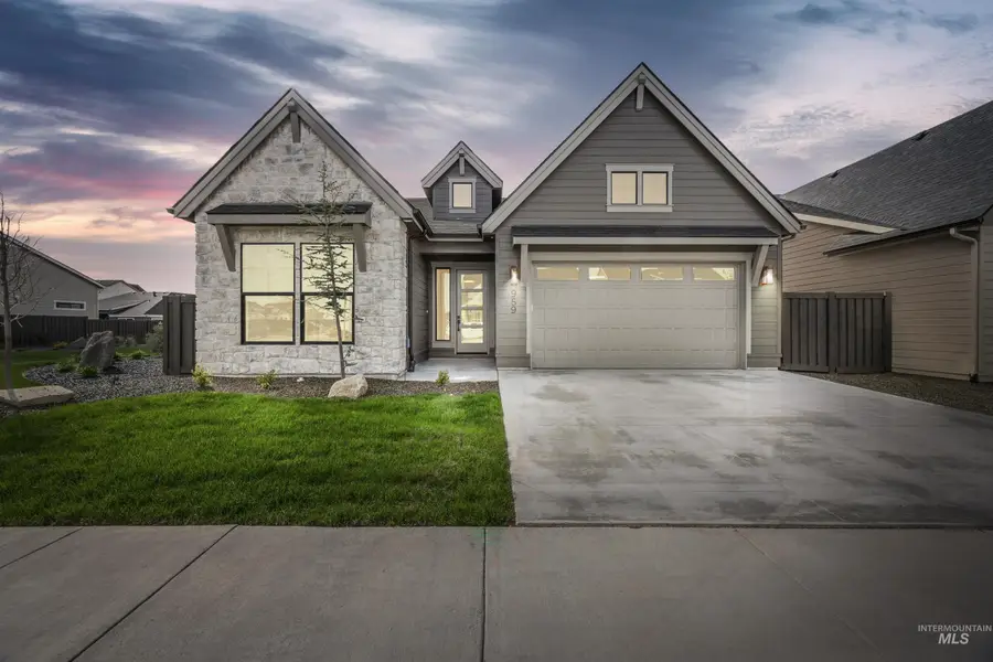 959 E Crescendo St, Meridian, ID 83642 - #3